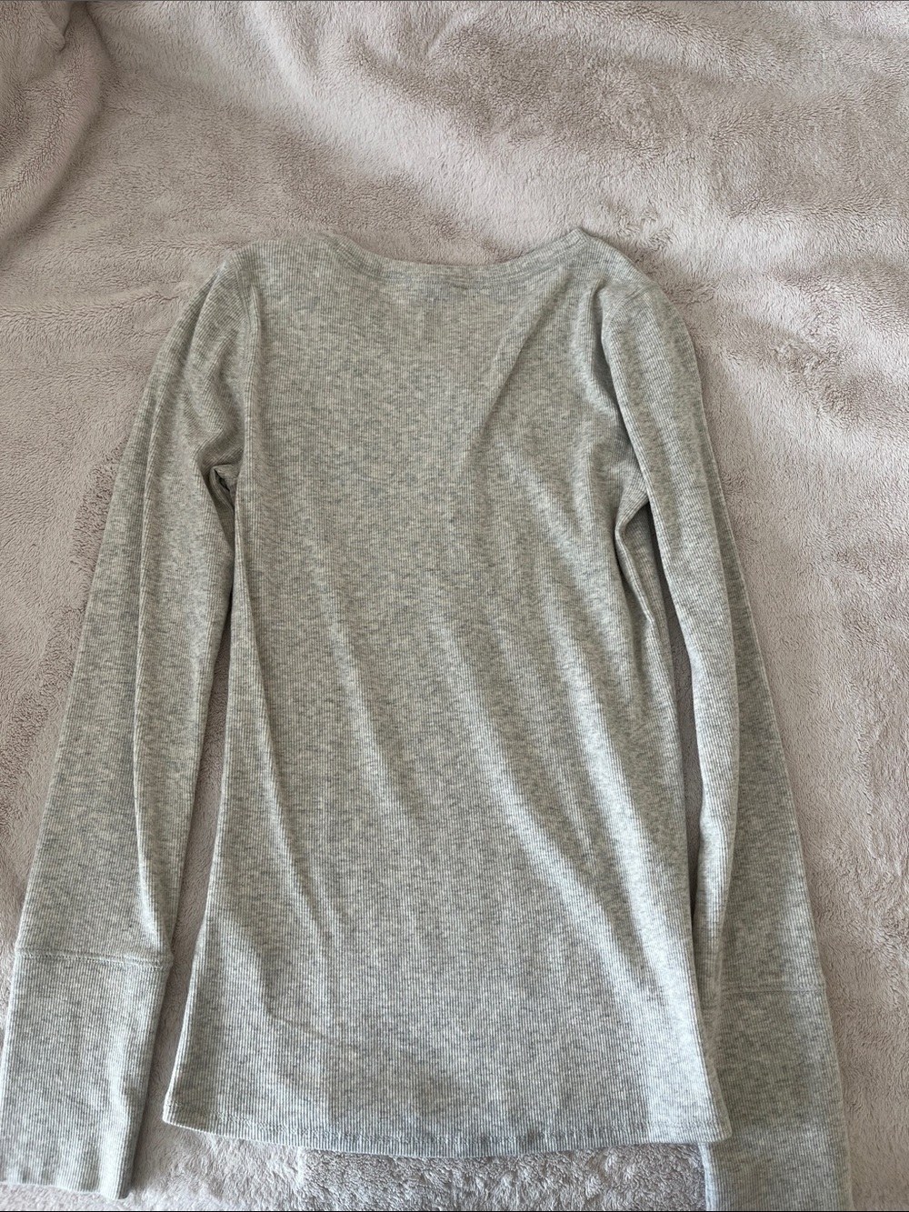 Hollister Cotton Henley - Picture 4 of 4